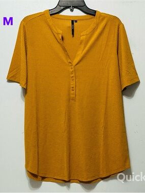 Old Navy Mustard Waffle Henley Short Sleeve Top